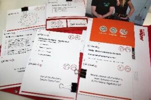 Karten und Infoblätter um ins Gespräch zum Thema Inklusion zu kommen