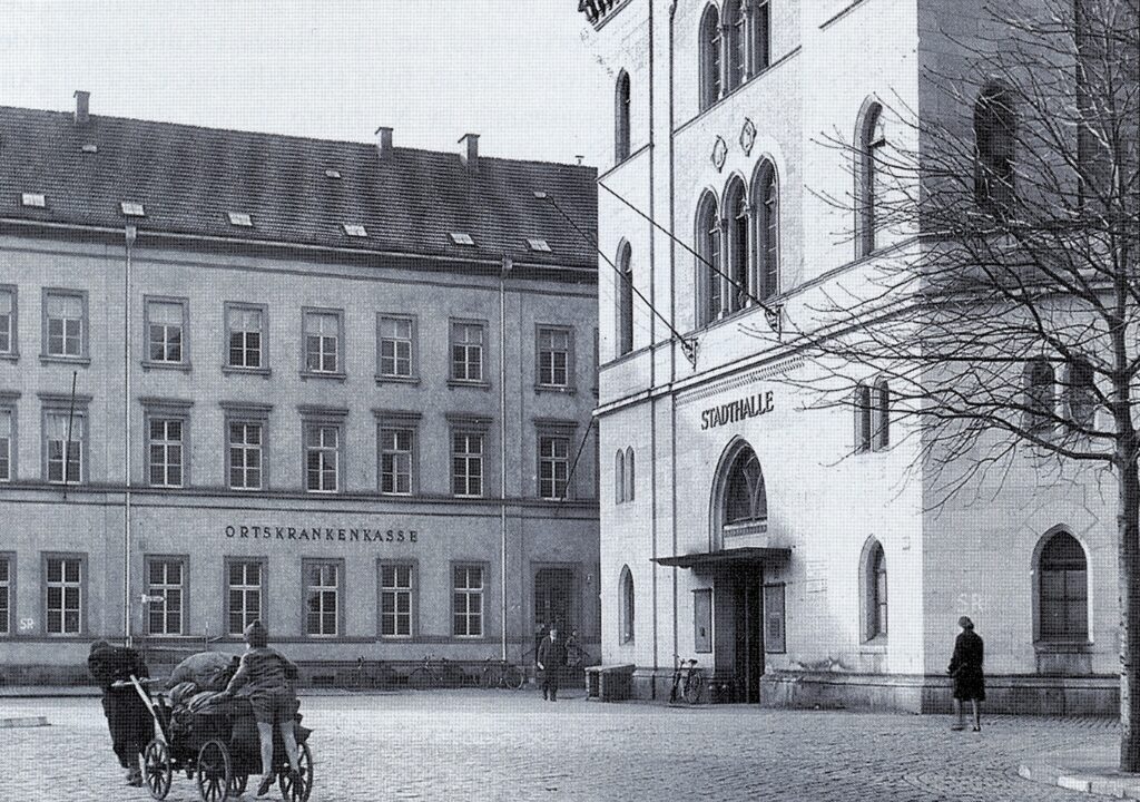 Das Bild zeigt die ehemalige Stadthalle.